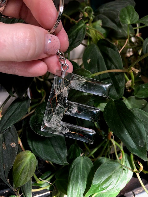 Wild Dandelion Resin Keychain, Real Floral Initial Letter Charm for Women, Personalized Custom Initial, Favors Gifts, Birthday Party Favors