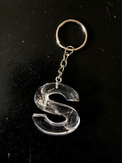 Wild Dandelion Resin Keychain, Real Floral Initial Letter Charm for Women, Personalized Custom Initial, Favors Gifts, Birthday Party Favors