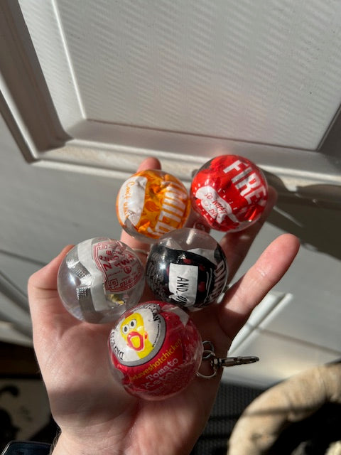 Emergency Sauces Gag Gift, Sauce in Resin Ball Keychain, Fast Food